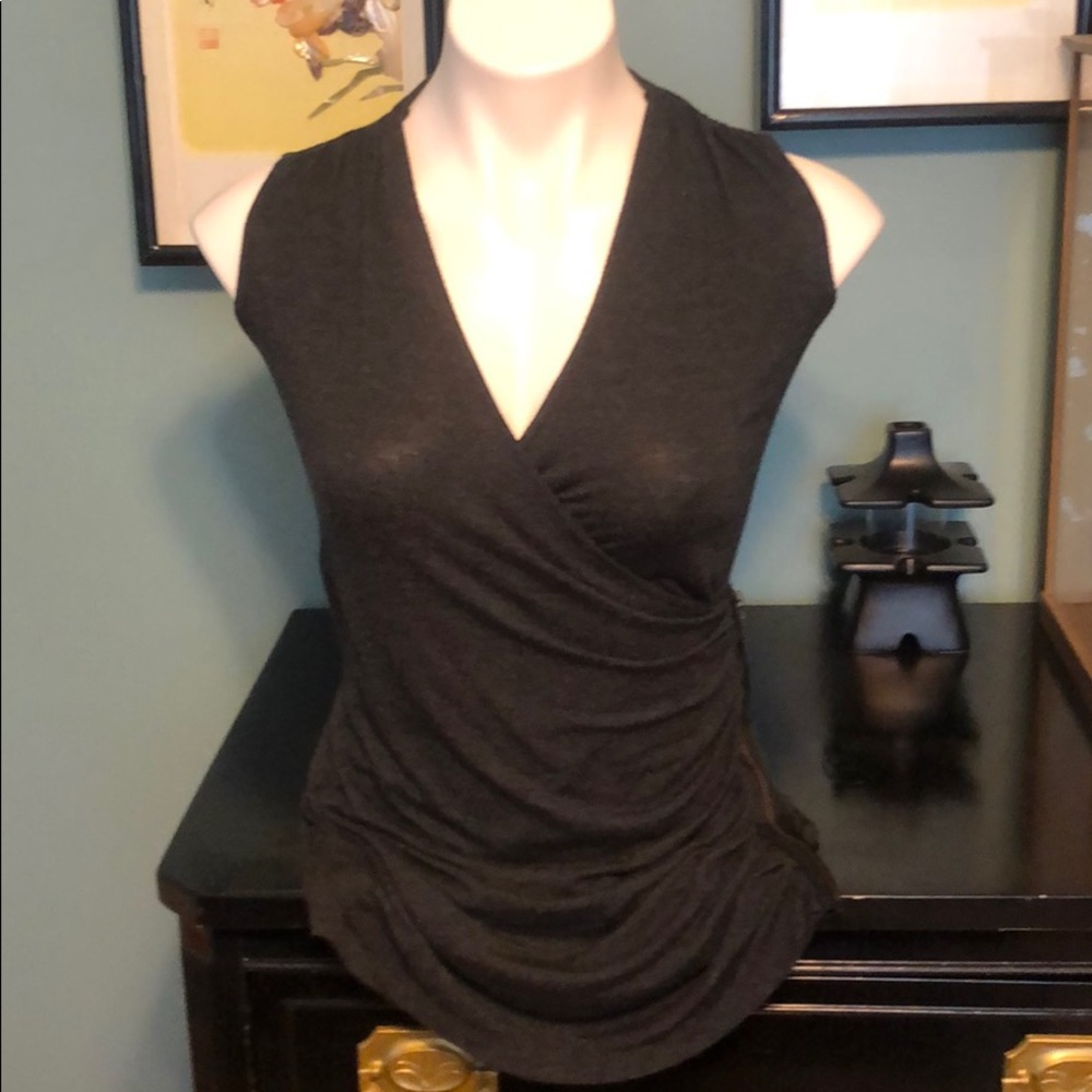 Banana Republic size M slate gray tank top